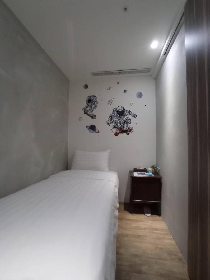 Meworld Hotel - Daan Tchaj-pej Exteriér fotografie